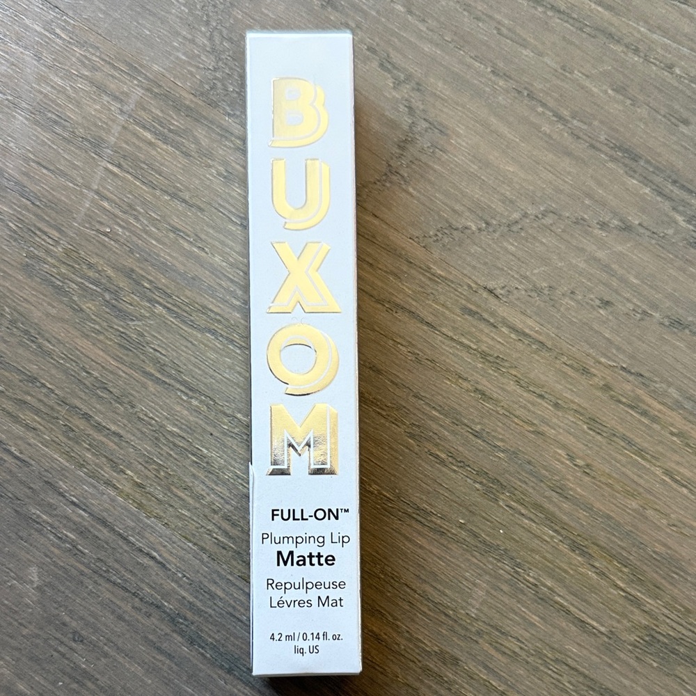 Buxom Plumping Lip Matte in road tripping